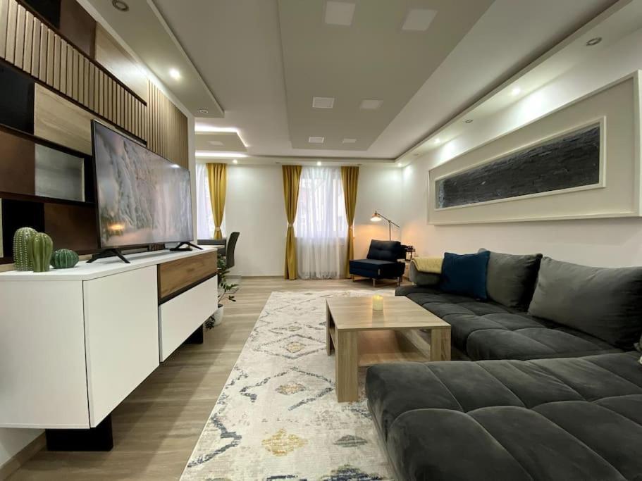 Gemuetliche Wohnung In Ottakring ウィーン エクステリア 写真